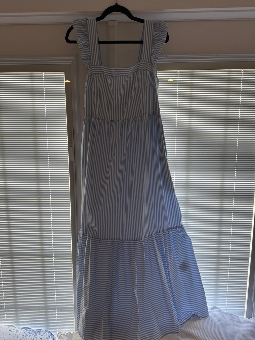 Gal Meets Glam Blue and White - Sleeveless Ruffle Straps size 14